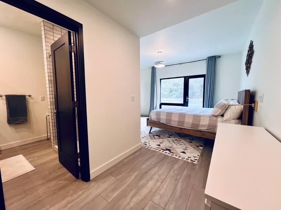Oasis In The - Calm 4br With Gym & Sauna Pittsburgh